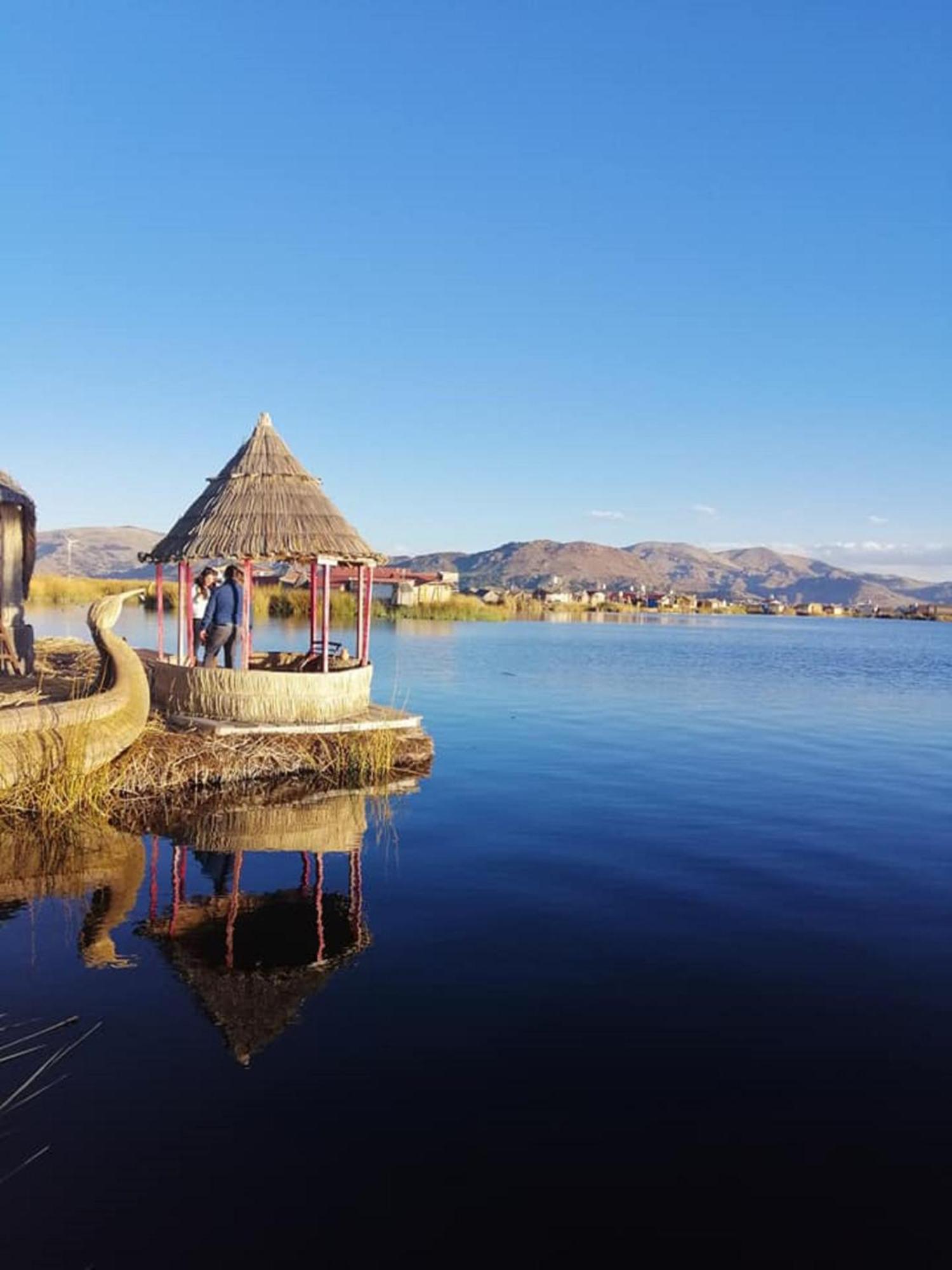 Uros Aruma-Uro On Uros Floating Islands Hotell Puno Eksteriør bilde