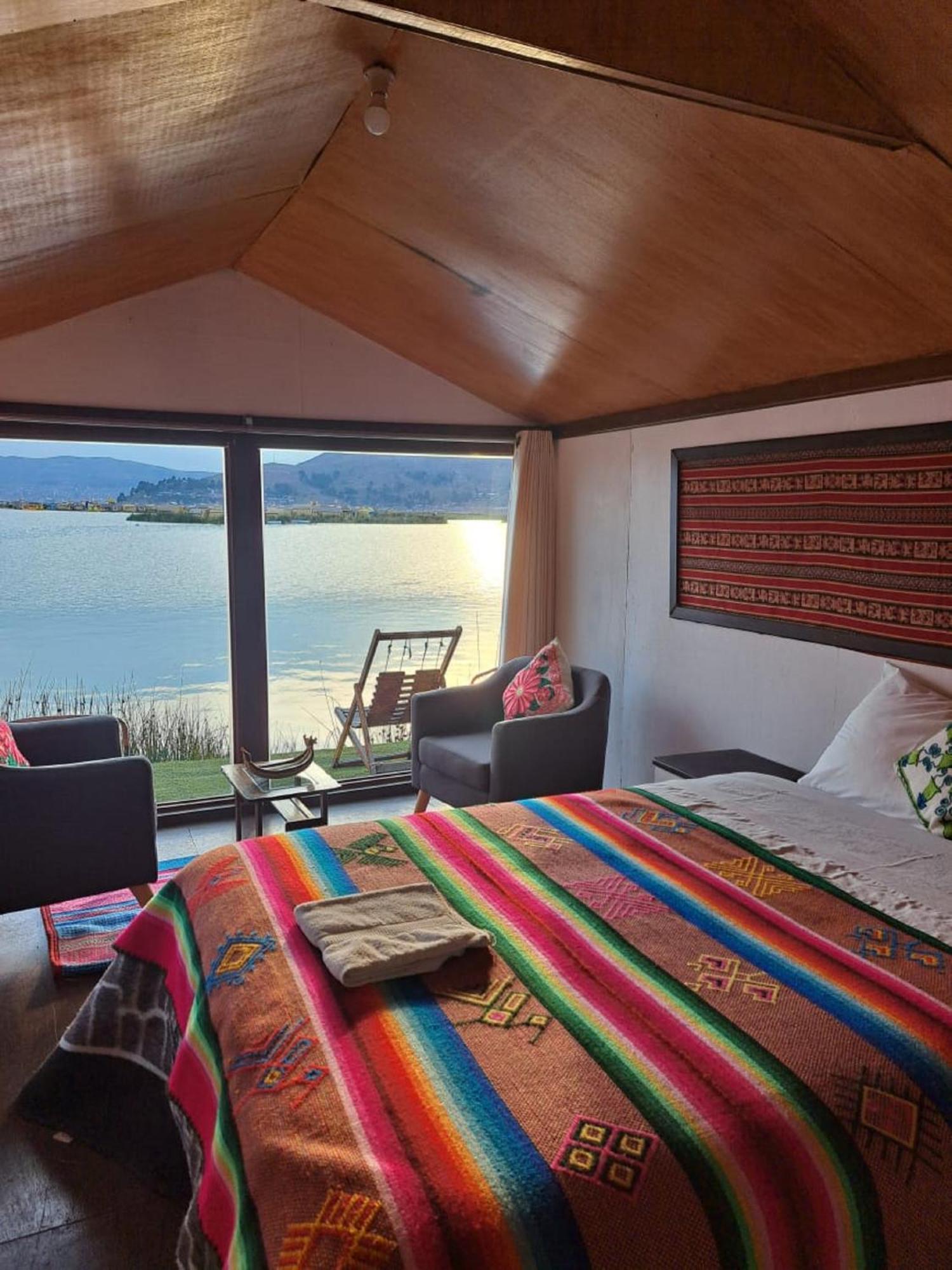 Uros Aruma-Uro On Uros Floating Islands Hotell Puno Eksteriør bilde